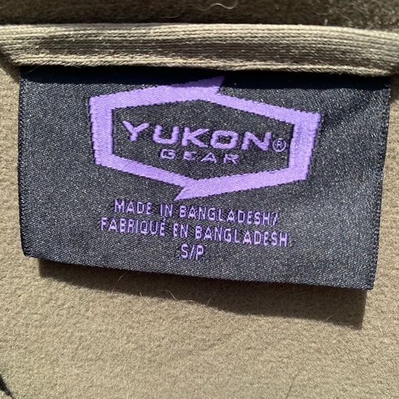 Yukon gear coat camo - Picture 3 of 3